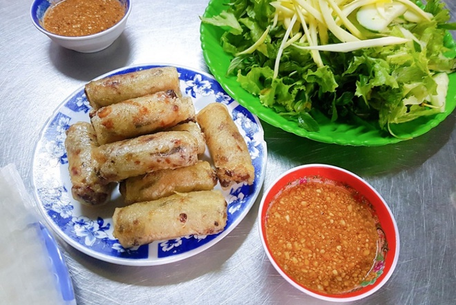 Dac san cha cuon ca trich o Phan Thiet hinh anh 5