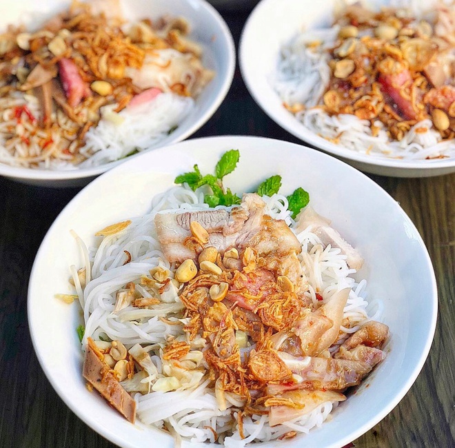 Mi Quang va 6 mon mien Trung thanh mat cho ngay he hinh anh 4