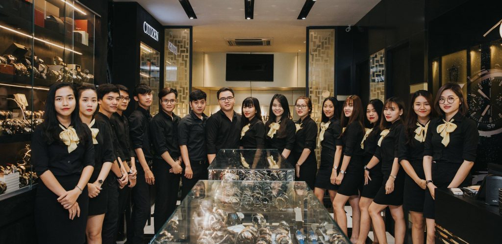 4qewew-1024x498-1 Hình ảnh tại shop Đức đồng hồ