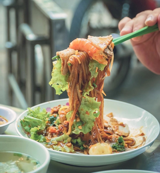 img_5130 Hu tieu va 6 dac san gan voi dia danh noi tieng Viet Nam hinh anh 3