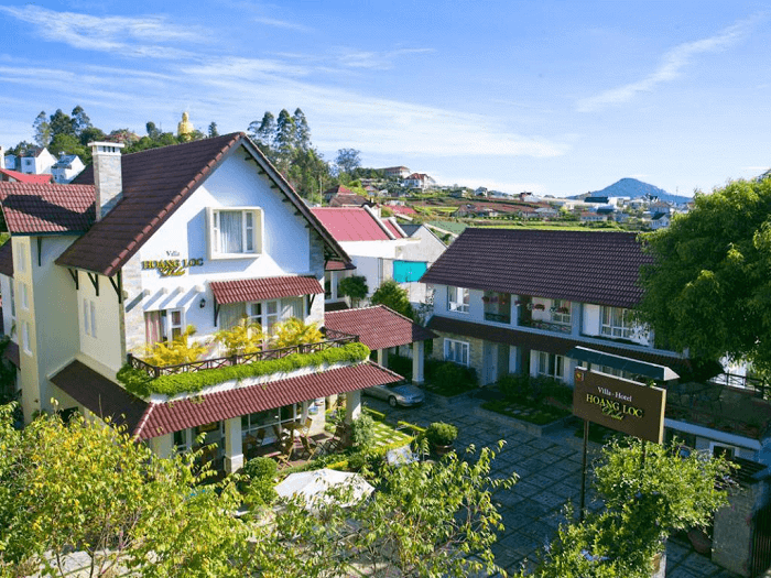 Ảnh: Khuôn viên Hoàng Lộc Villa Hotel (Nguồn: sưu tầm)